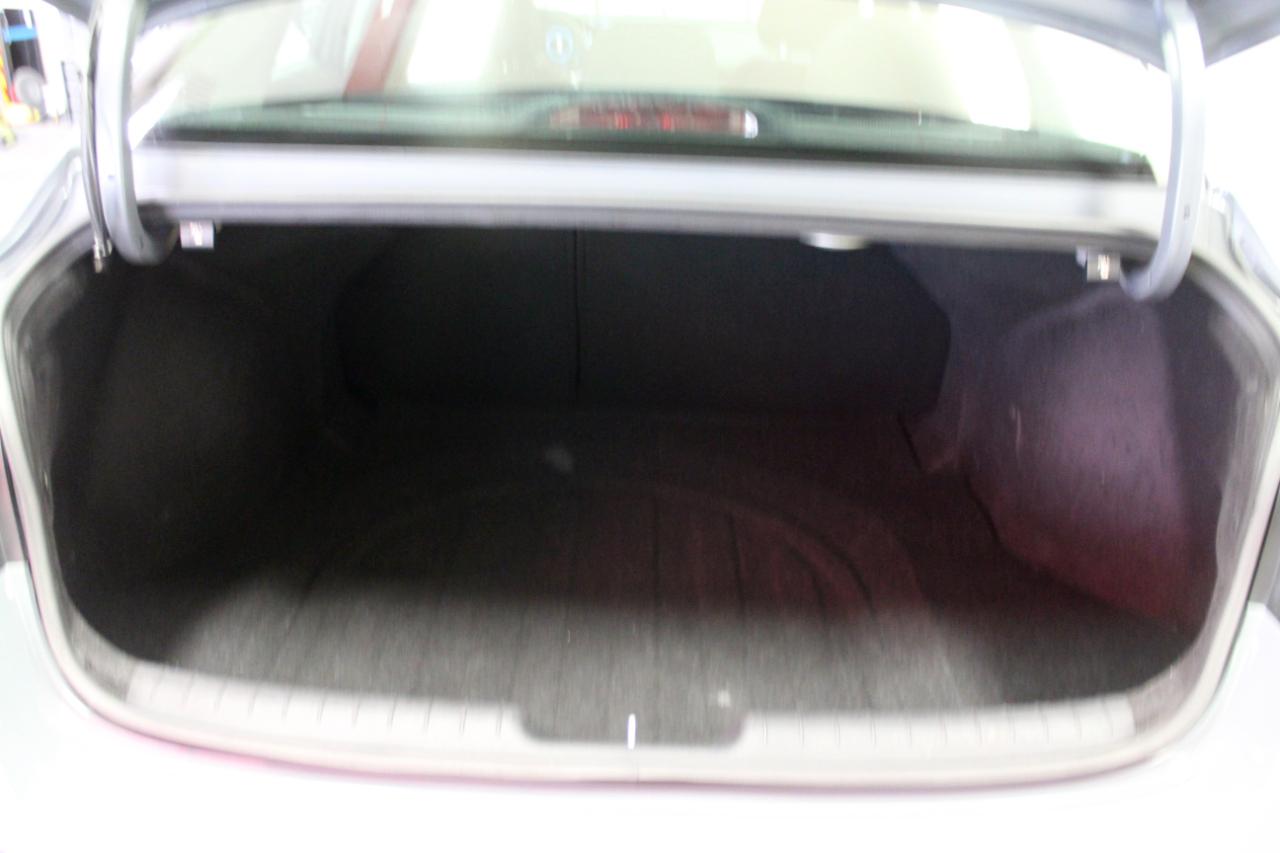 Hyundai Elantra SEL IVT 2021
