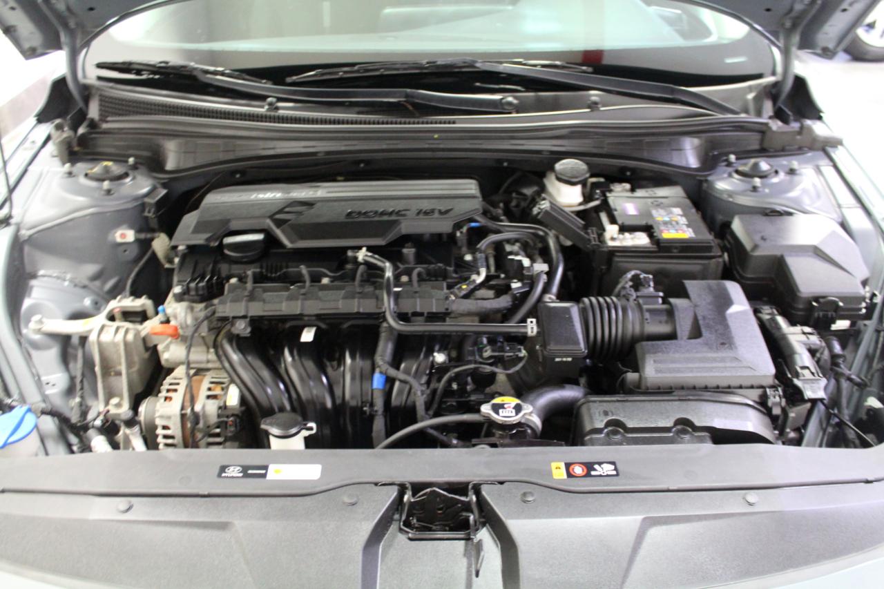 Hyundai Elantra SEL IVT 2021