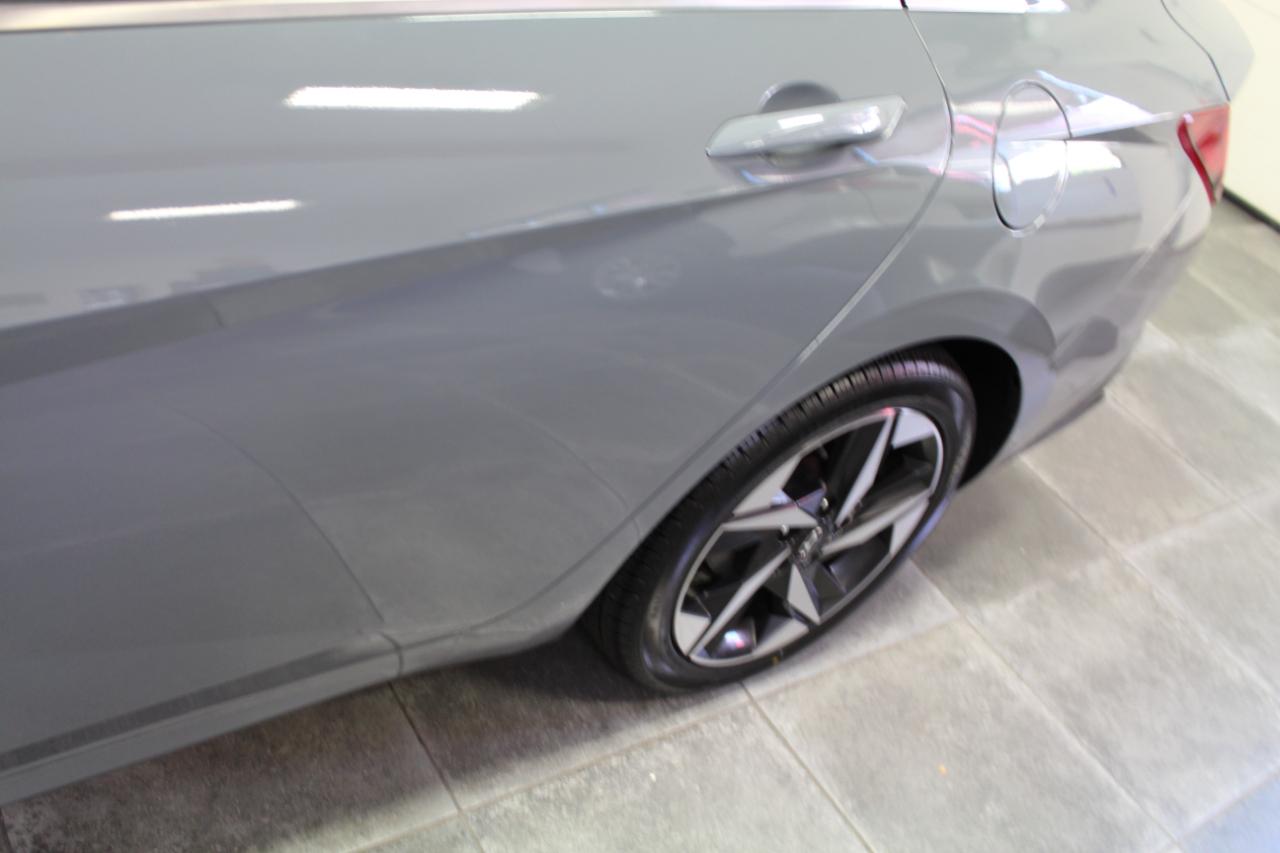 Hyundai Elantra SEL IVT 2021