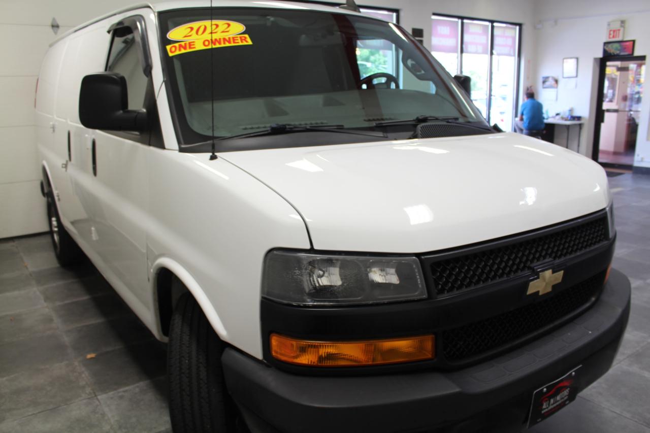 Chevrolet Express Cargo Van RWD 2500 135" 2022