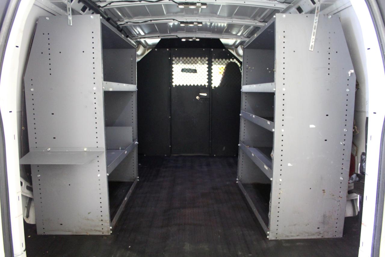 Chevrolet Express Cargo Van RWD 2500 135" 2022