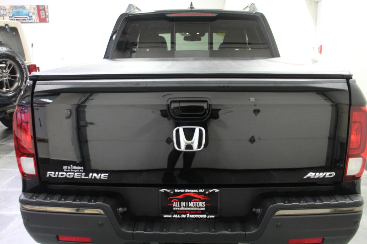 Honda Ridgeline Black Edition 4x4 Crew Cab 5.3' Bed 2017