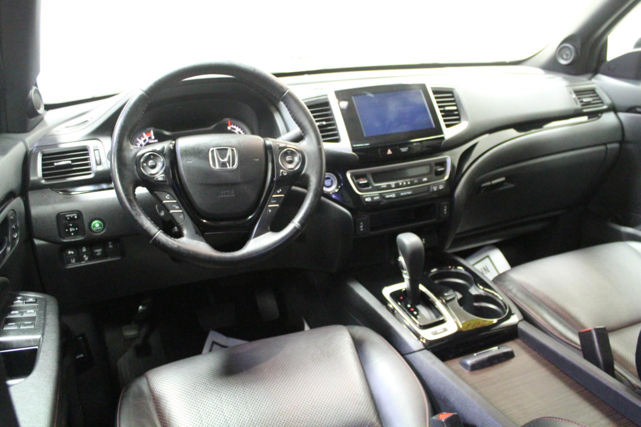 Honda Ridgeline Black Edition 4x4 Crew Cab 5.3' Bed 2017