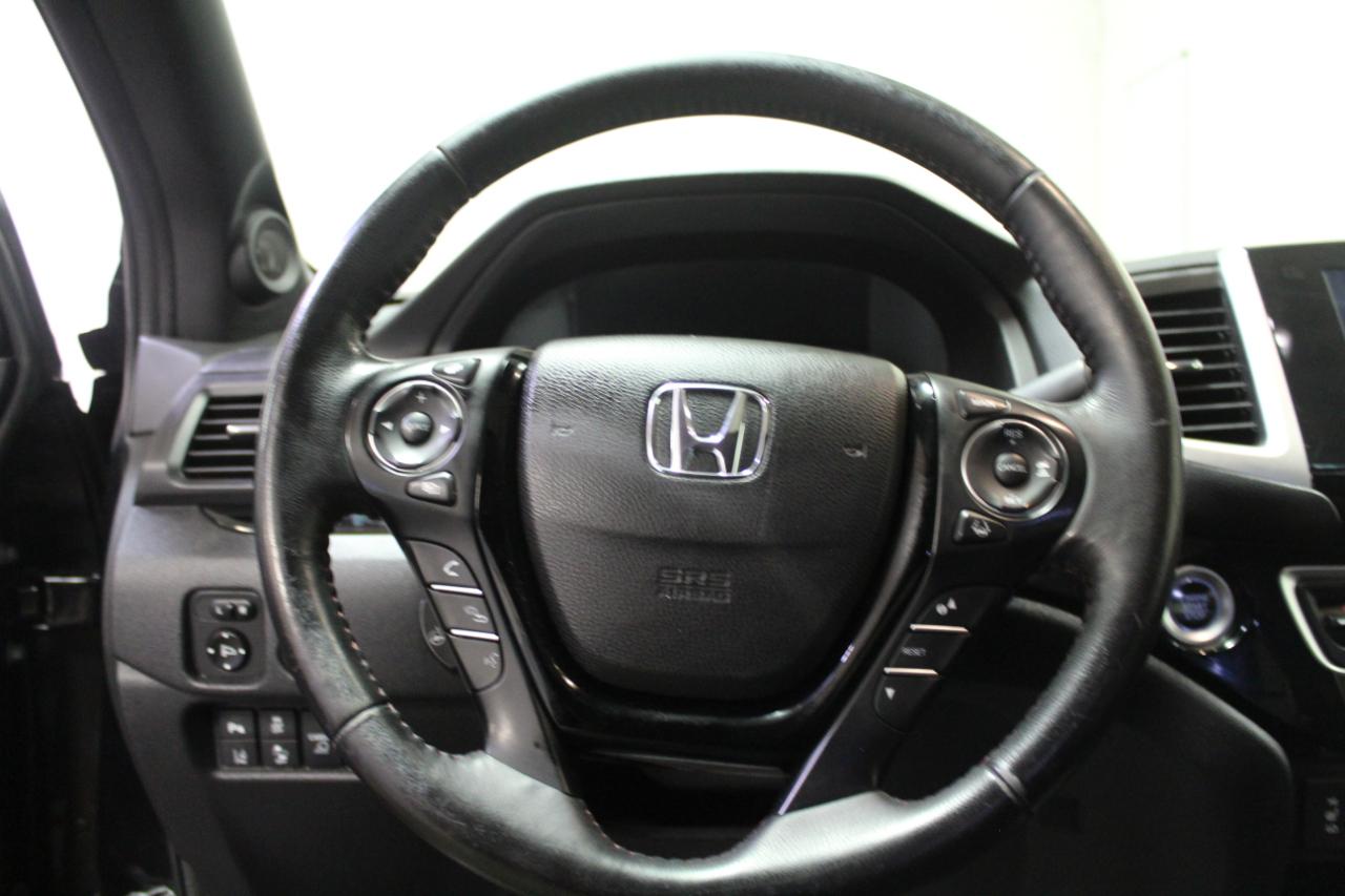 Honda Ridgeline Black Edition 4x4 Crew Cab 5.3' Bed 2017