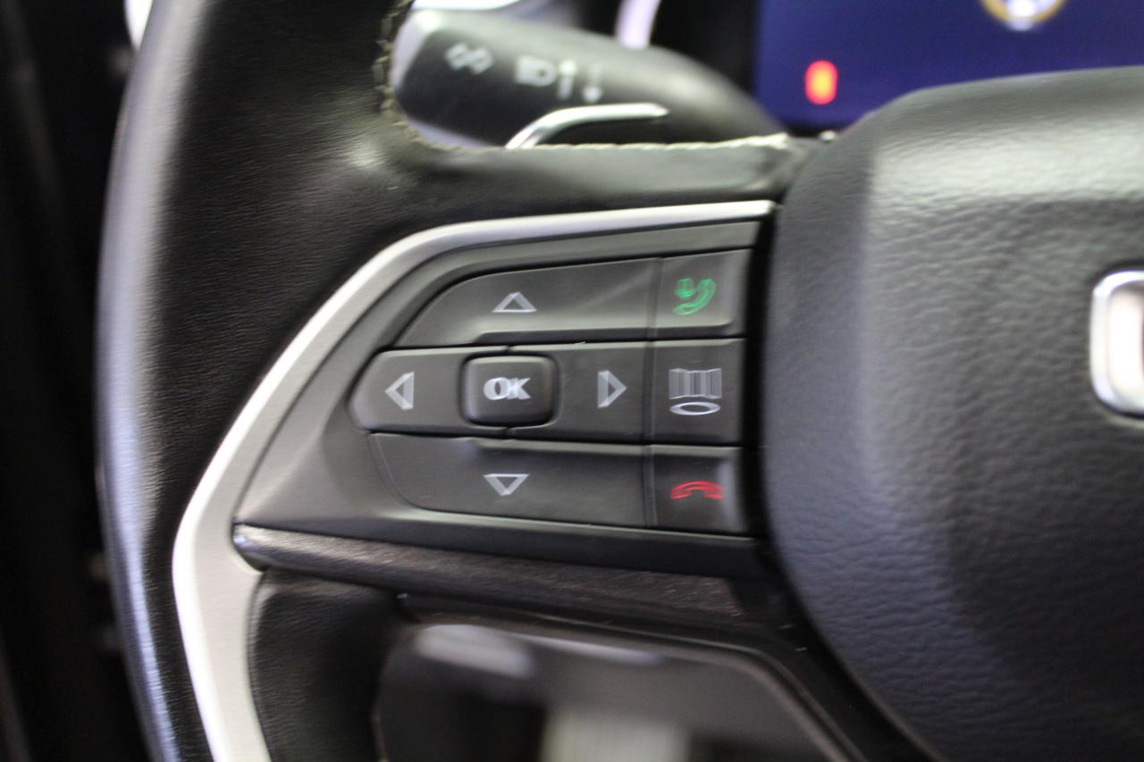 Jeep Grand Cherokee L Laredo 4x4 2022