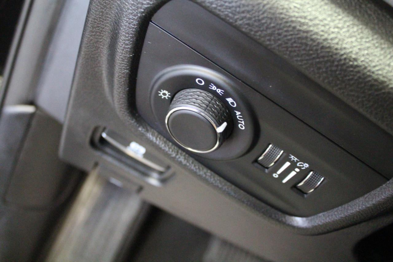 Jeep Grand Cherokee L Laredo 4x4 2022