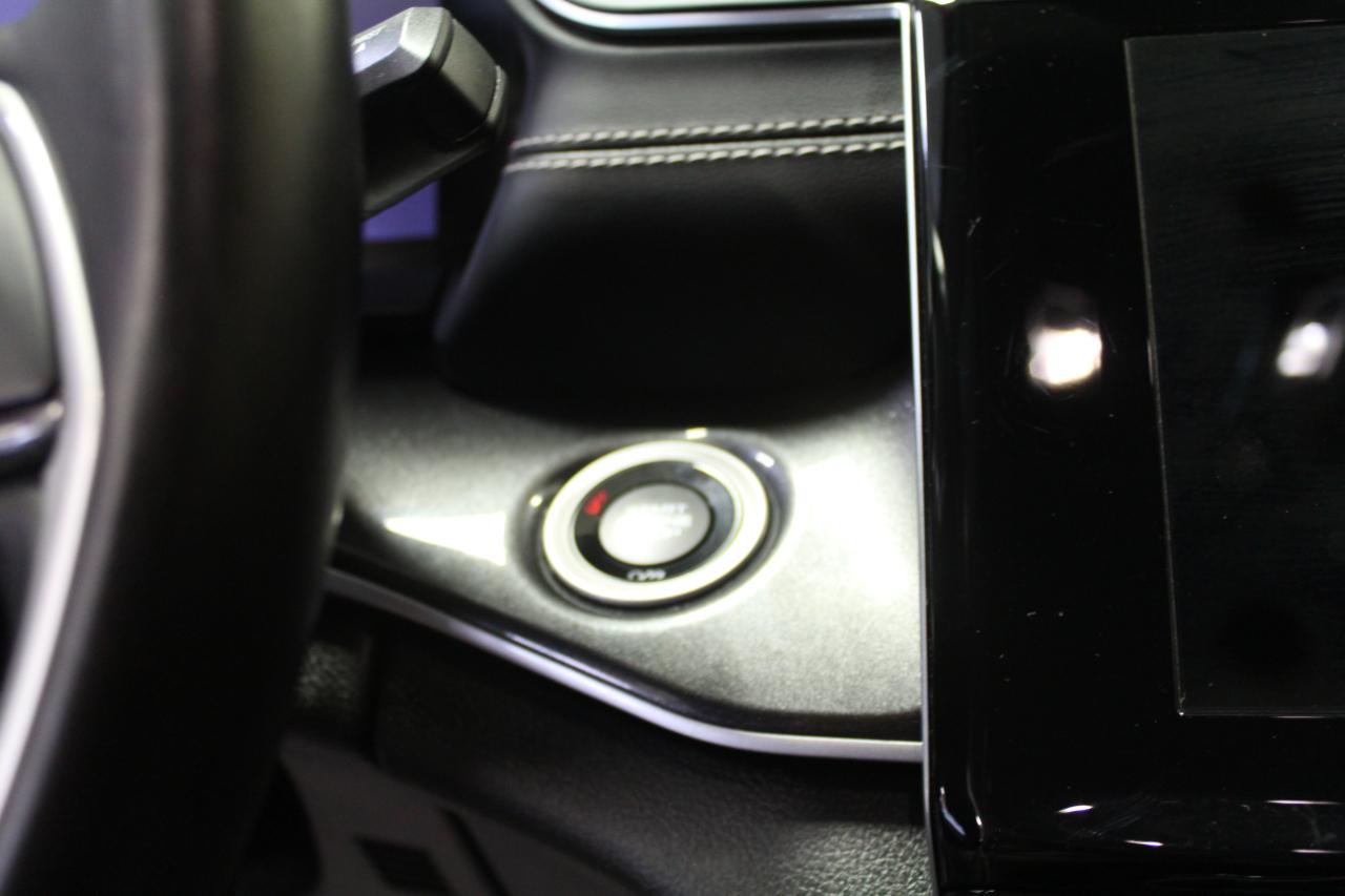 Jeep Grand Cherokee L Laredo 4x4 2022