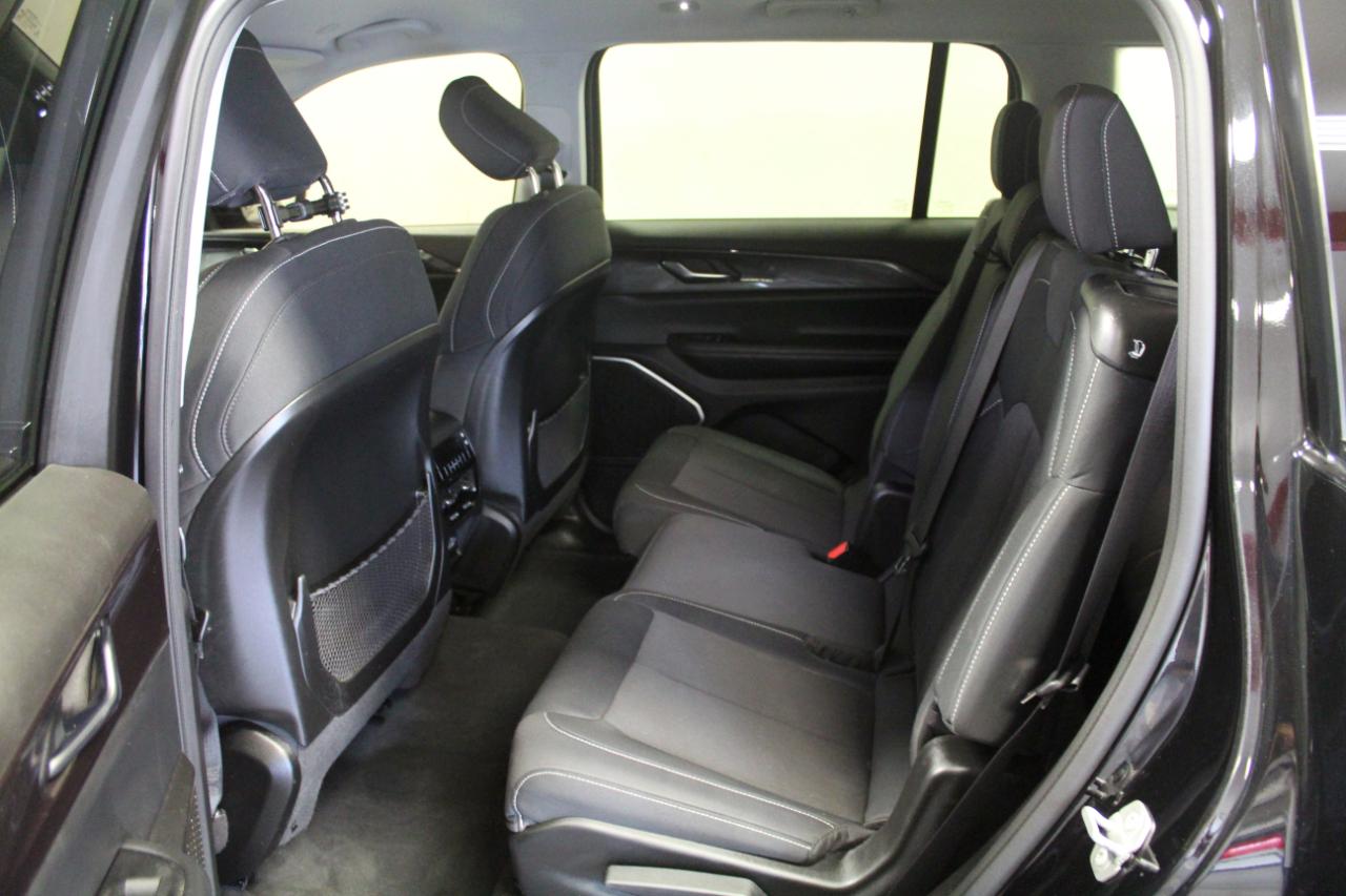 Jeep Grand Cherokee L Laredo 4x4 2022