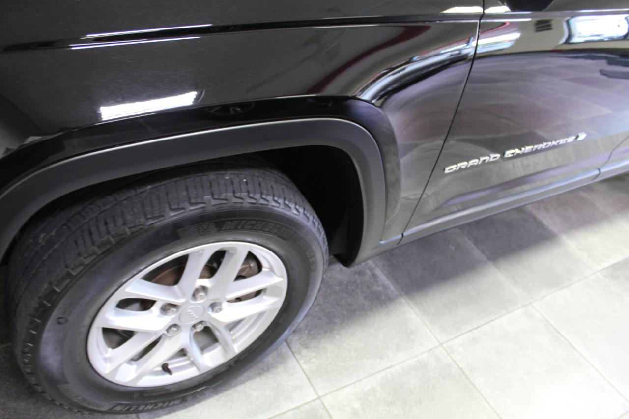 Jeep Grand Cherokee L Laredo 4x4 2022