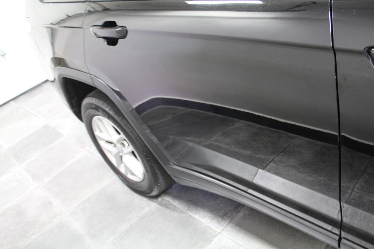 Jeep Grand Cherokee L Laredo 4x4 2022