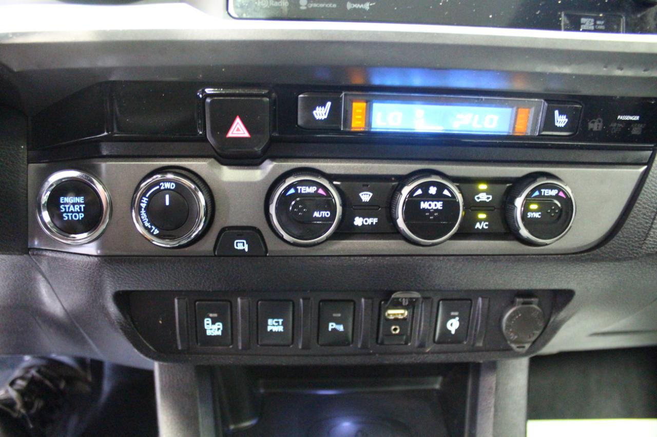 Toyota Tacoma TRD Sport Double Cab 5' Bed V6 4x4 AT (Natl) 2017