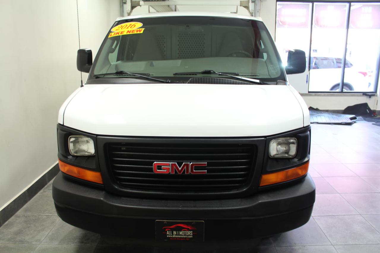 GMC Savana Cargo Van RWD 2500 135" 2016
