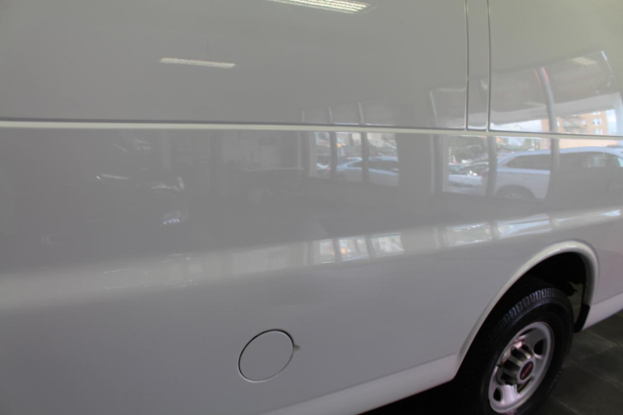 GMC Savana Cargo Van RWD 2500 135" 2016