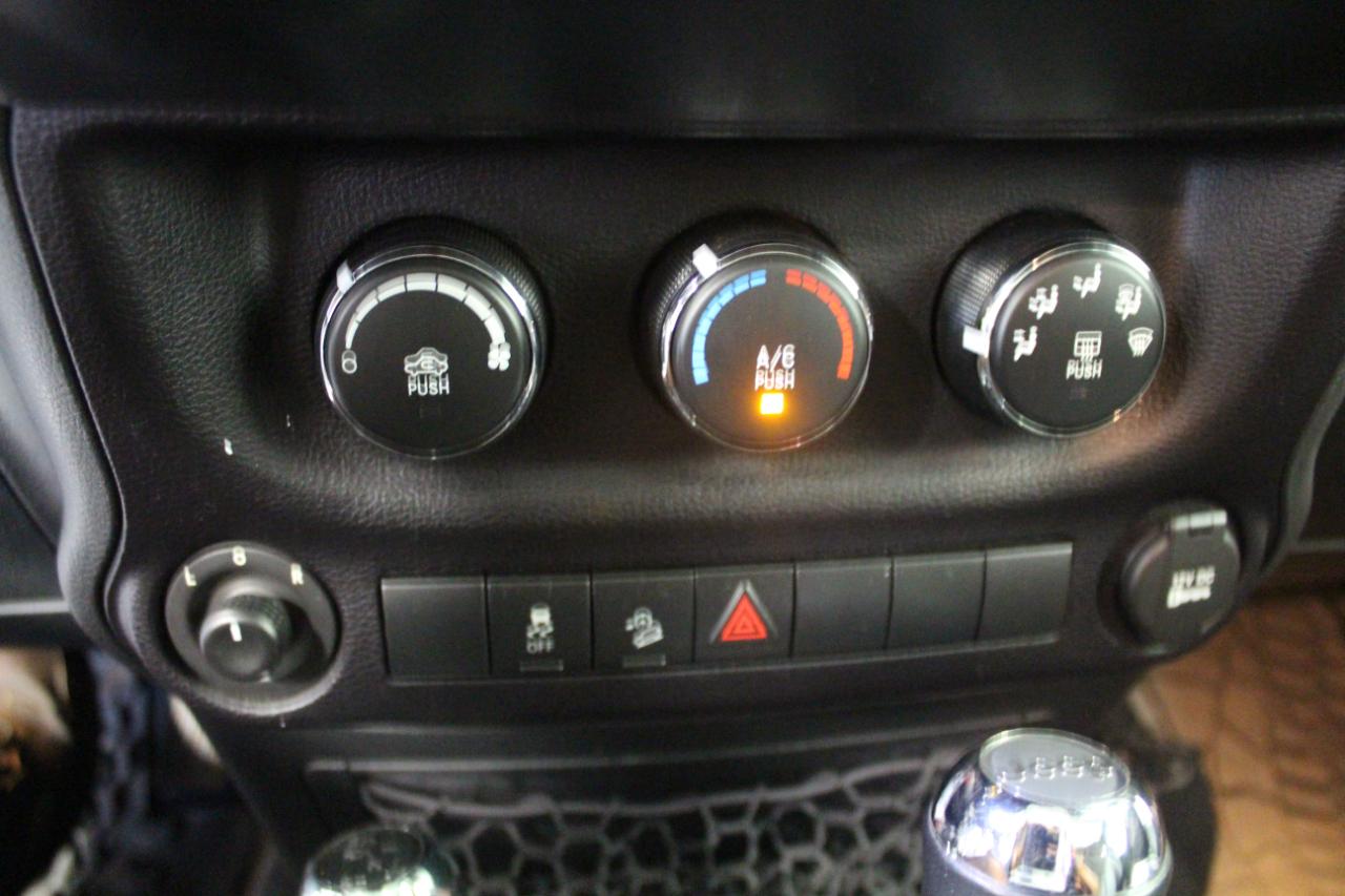 Jeep Wrangler 4WD 2dr Sport 2016
