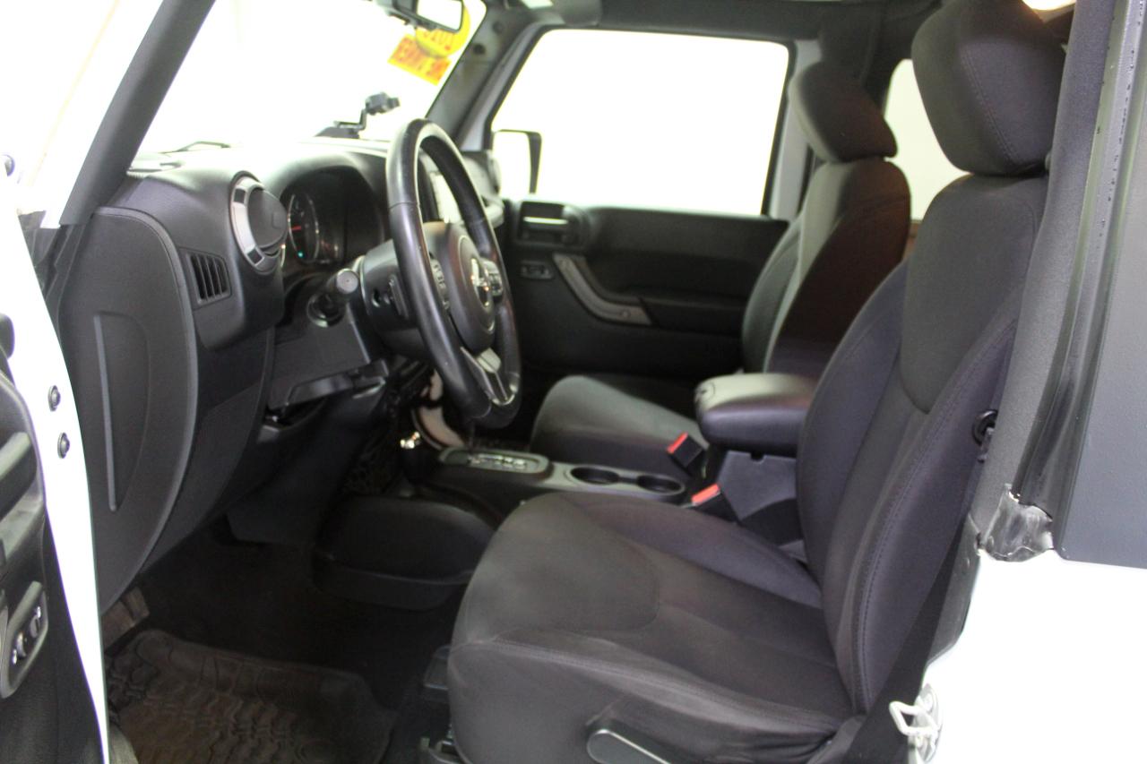 Jeep Wrangler 4WD 2dr Sport 2016