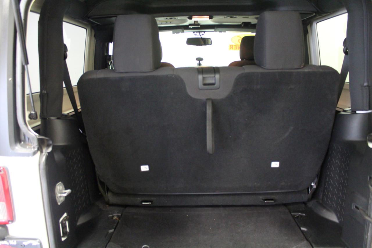 Jeep Wrangler 4WD 2dr Sport 2016