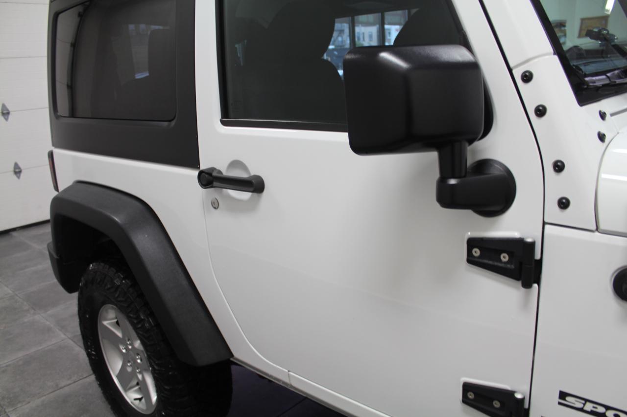 Jeep Wrangler 4WD 2dr Sport 2016