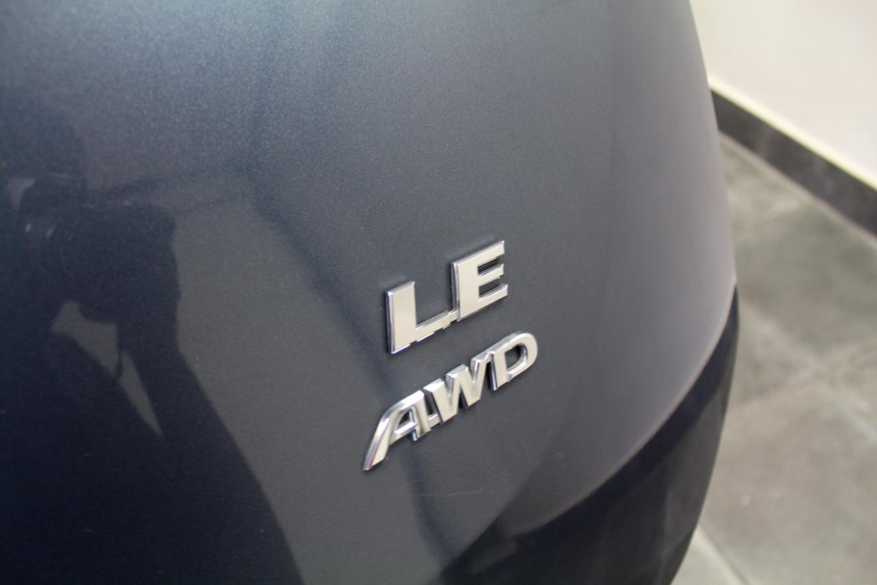 Toyota RAV4 AWD 4dr LE (Natl) 2013