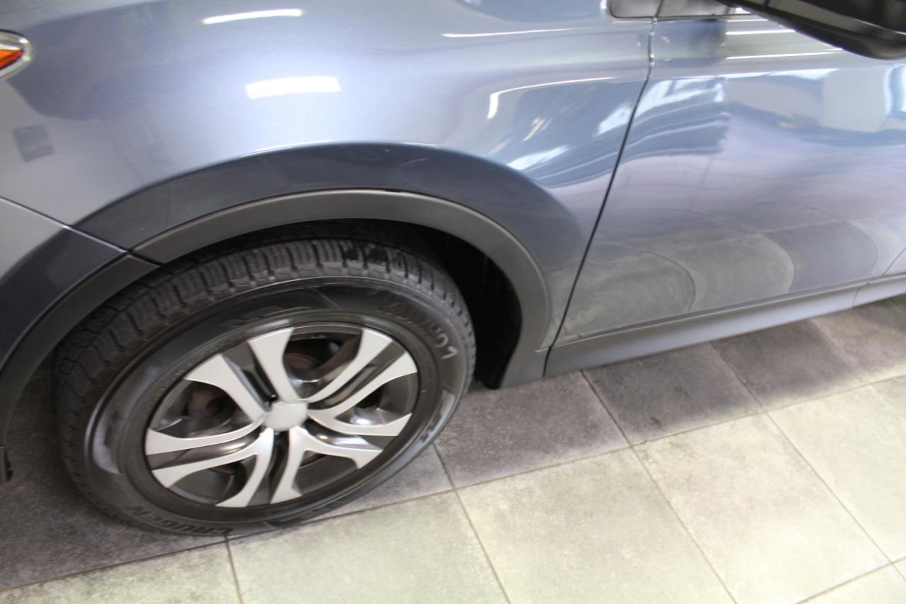 Toyota RAV4 AWD 4dr LE (Natl) 2013