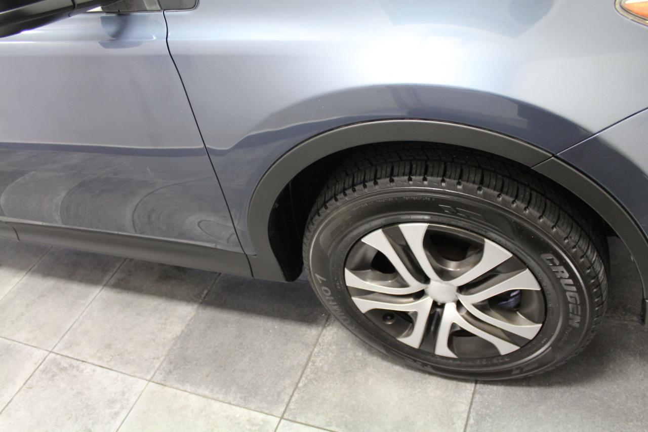 Toyota RAV4 AWD 4dr LE (Natl) 2013