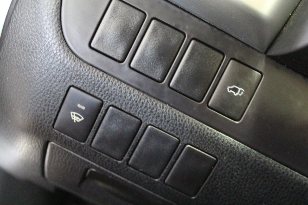 Toyota Highlander AWD 4dr V6 XLE (Natl) 2015