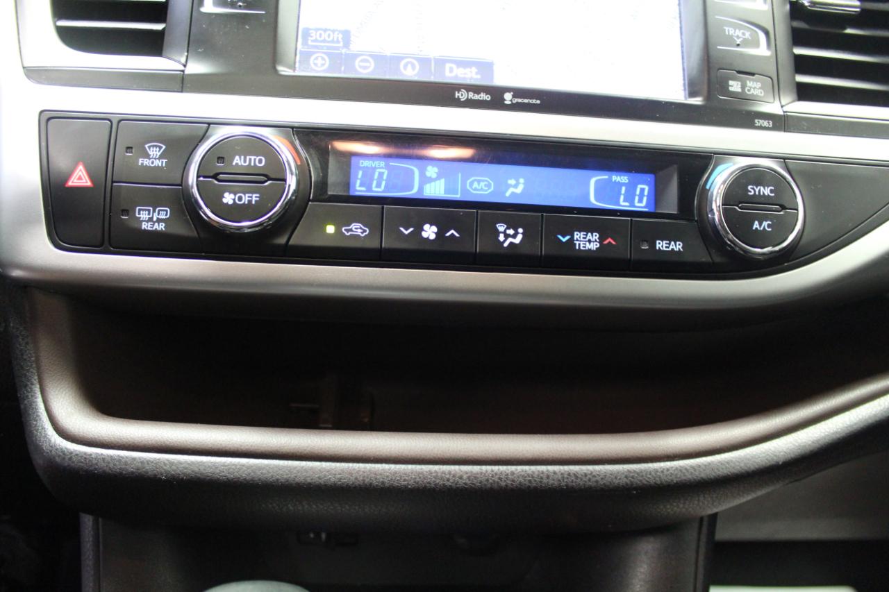 Toyota Highlander AWD 4dr V6 XLE (Natl) 2015
