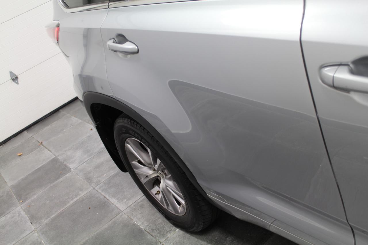 Toyota Highlander AWD 4dr V6 XLE (Natl) 2015