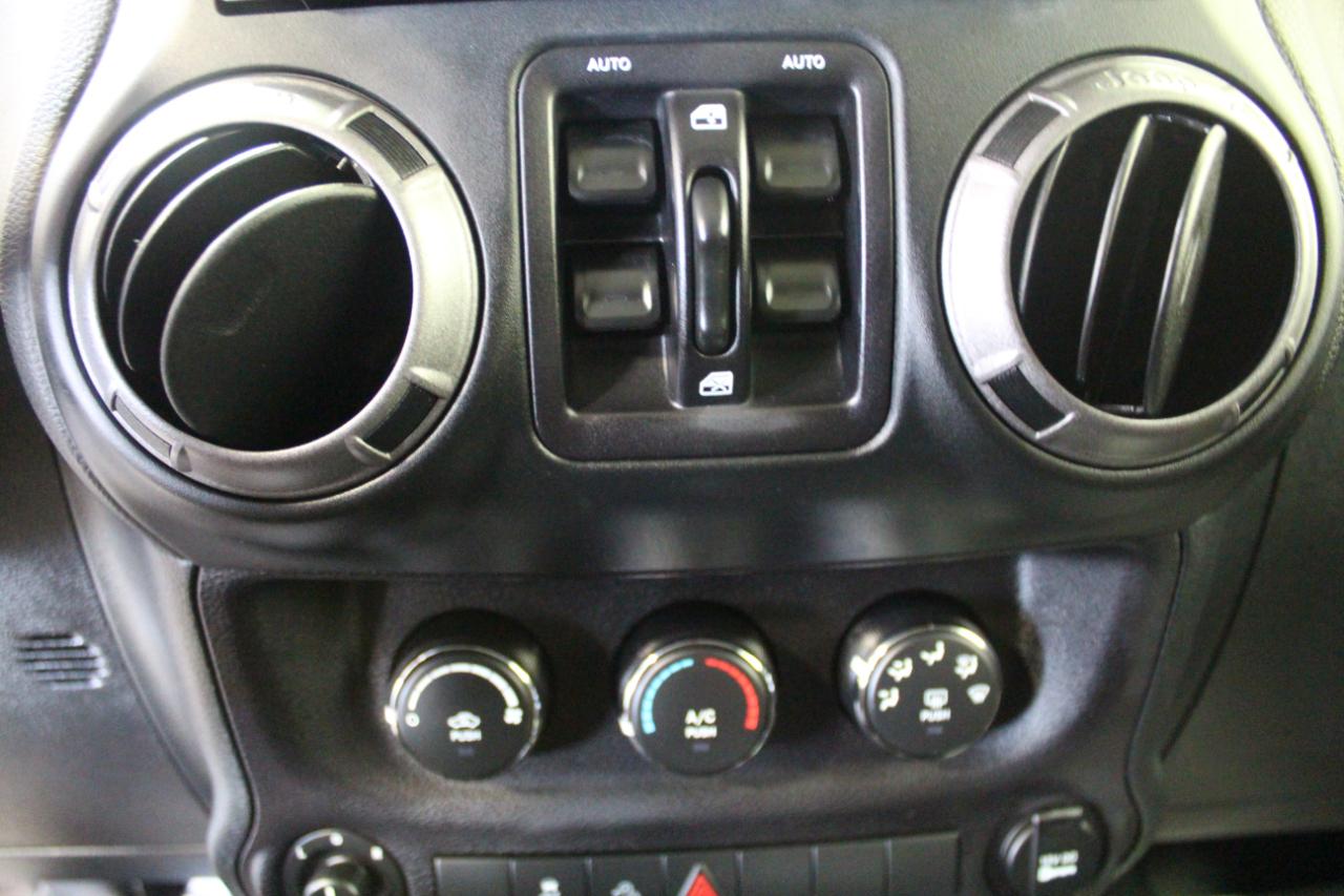 Jeep Wrangler JK Unlimited Willys Wheeler W 4x4 2018