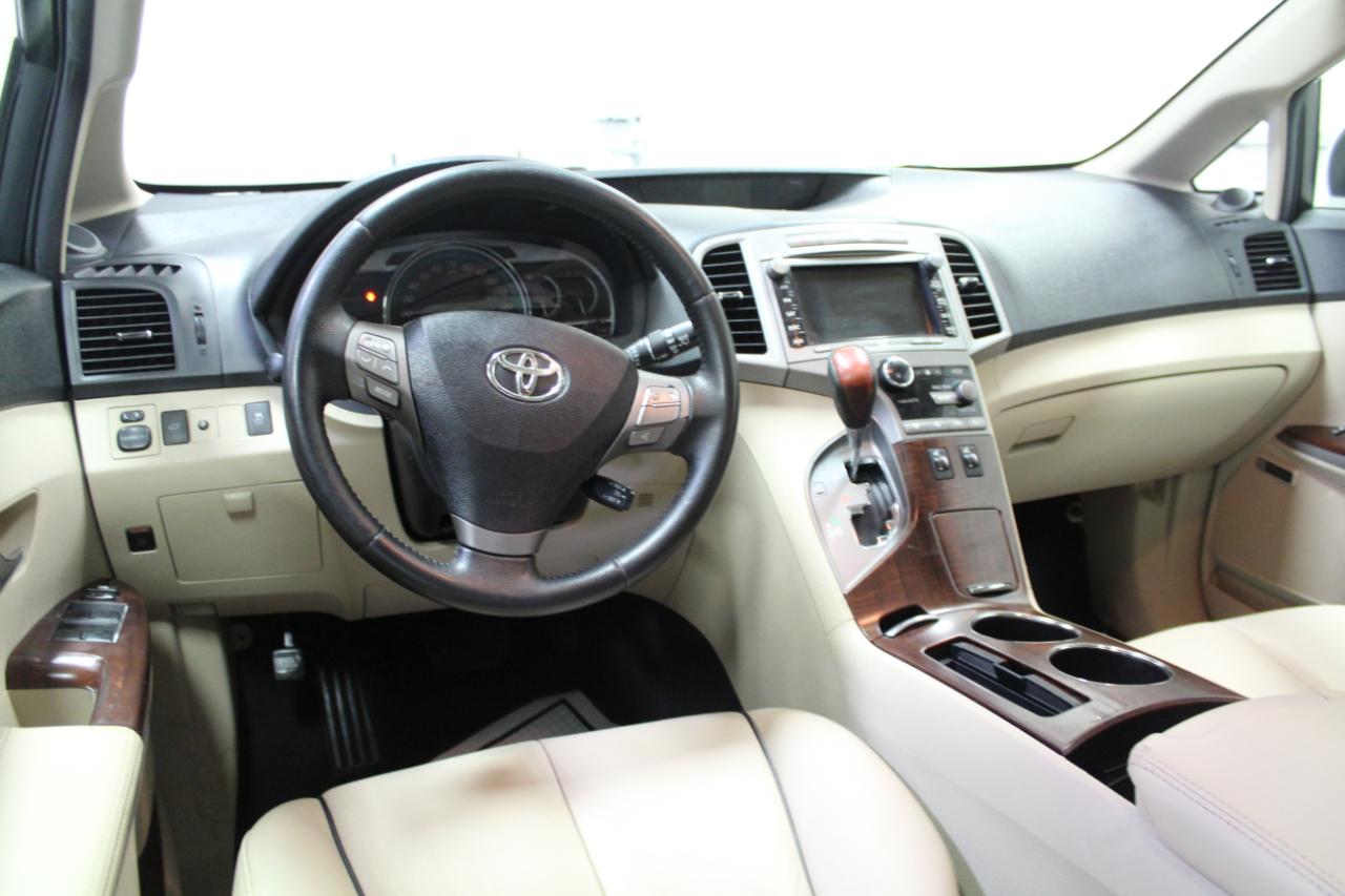 Toyota Venza 4dr Wgn V6 AWD Limited (Natl) 2012