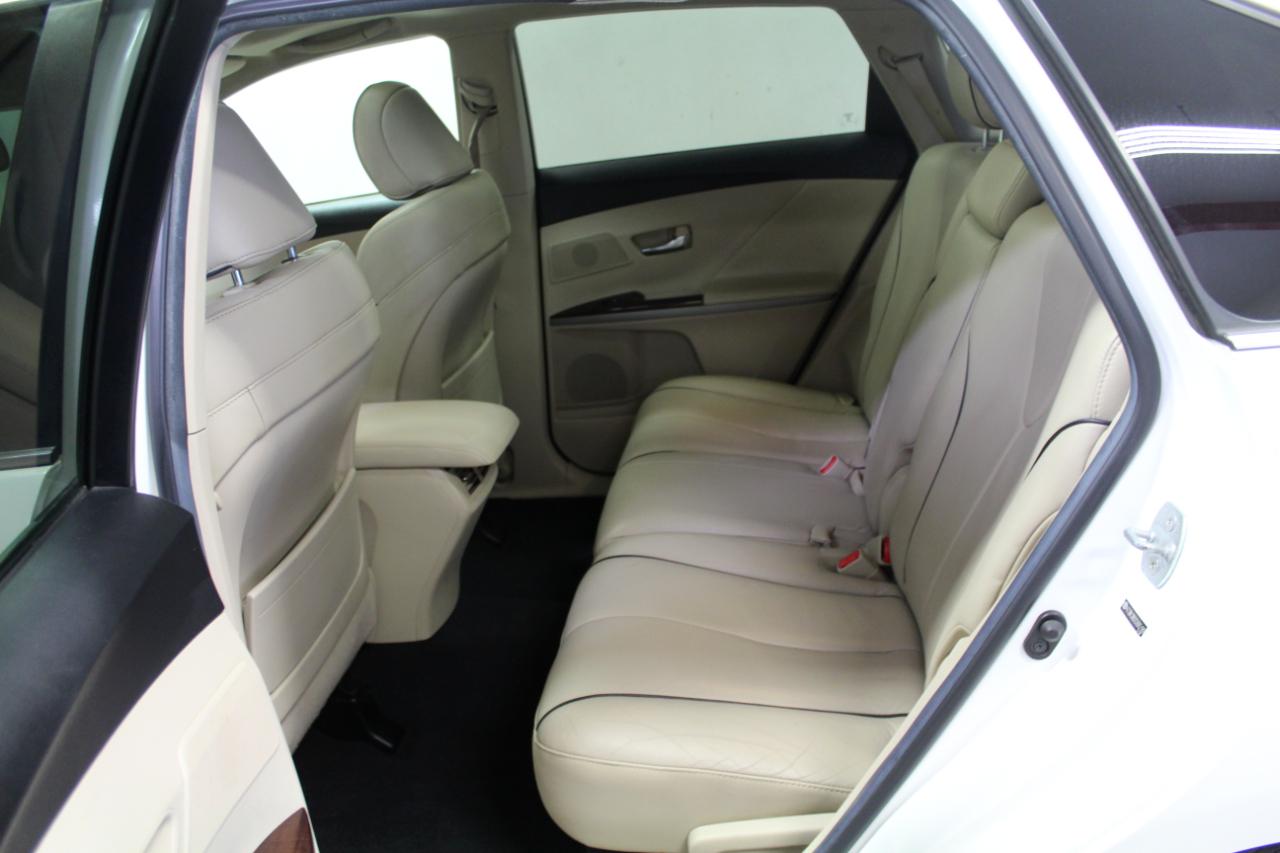Toyota Venza 4dr Wgn V6 AWD Limited (Natl) 2012