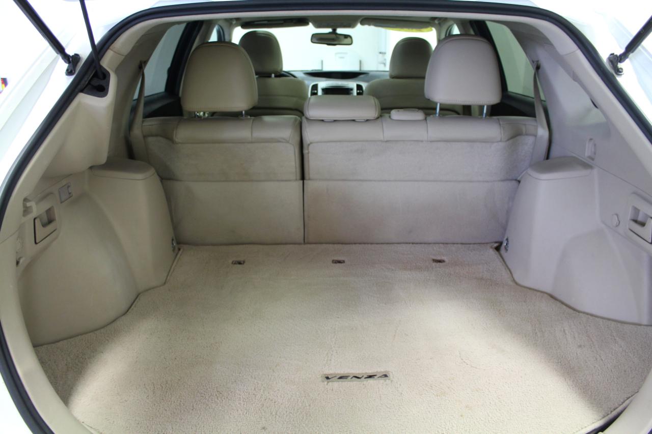 Toyota Venza 4dr Wgn V6 AWD Limited (Natl) 2012