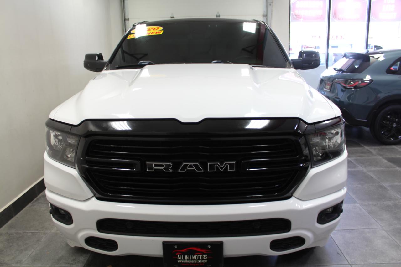 RAM 1500 Big Horn 4x4 Crew Cab 5'7" Box 2020