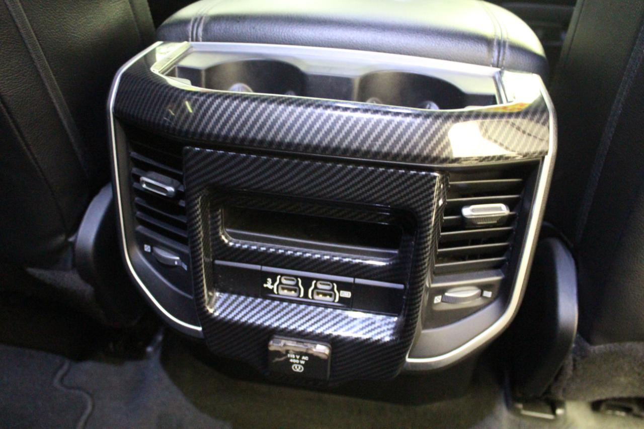 RAM 1500 Big Horn 4x4 Crew Cab 5'7" Box 2020