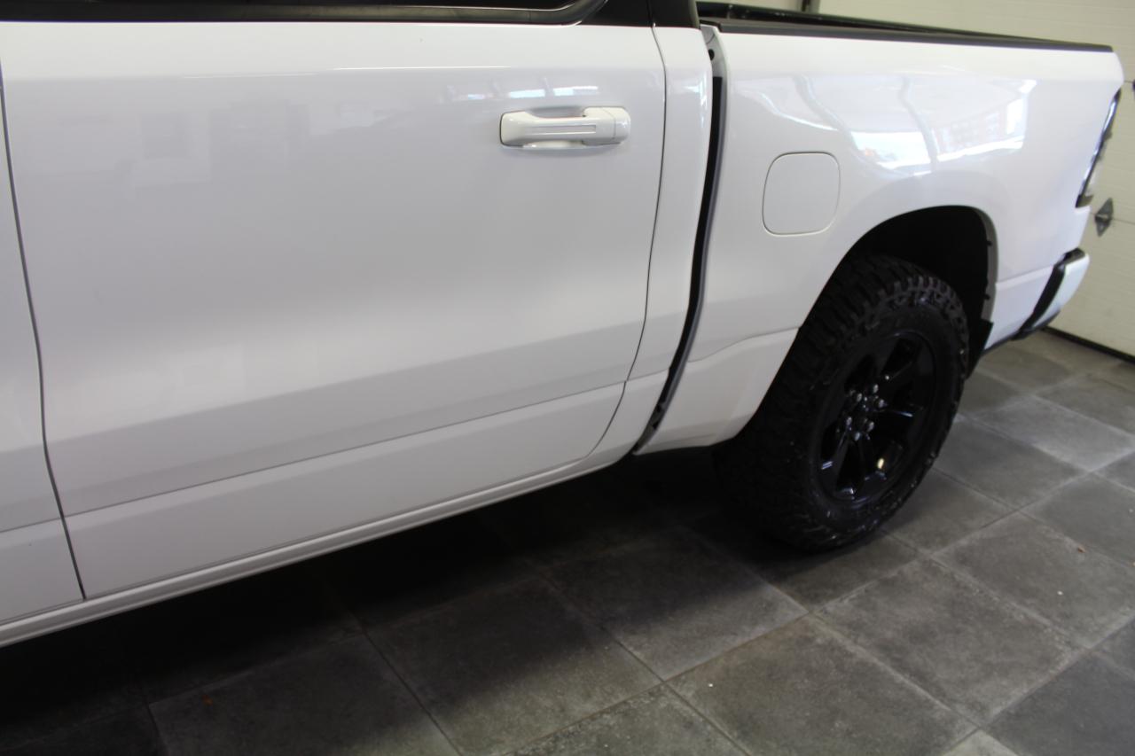 RAM 1500 Big Horn 4x4 Crew Cab 5'7" Box 2020