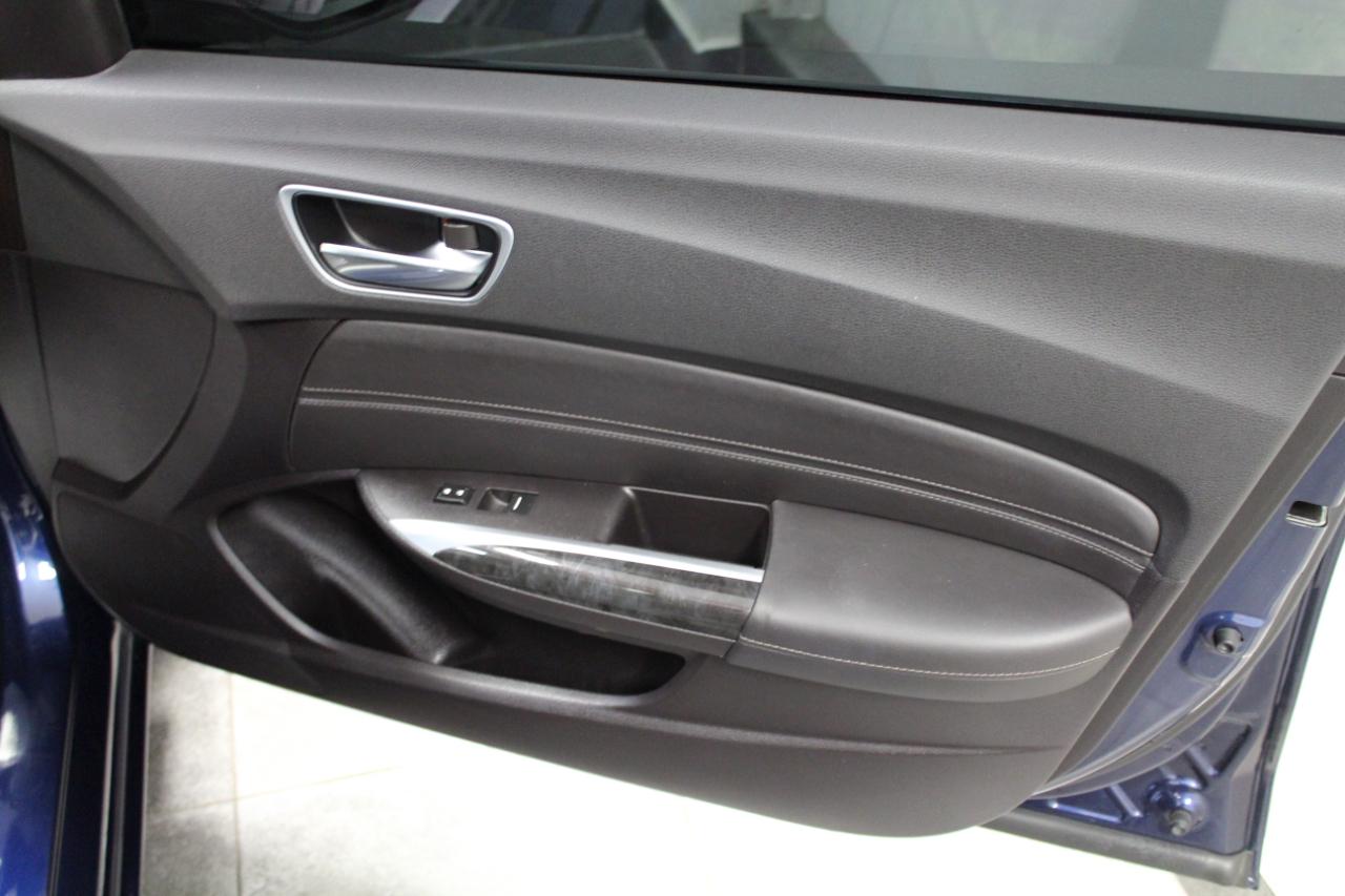 Acura TLX 2.4L FWD 2020