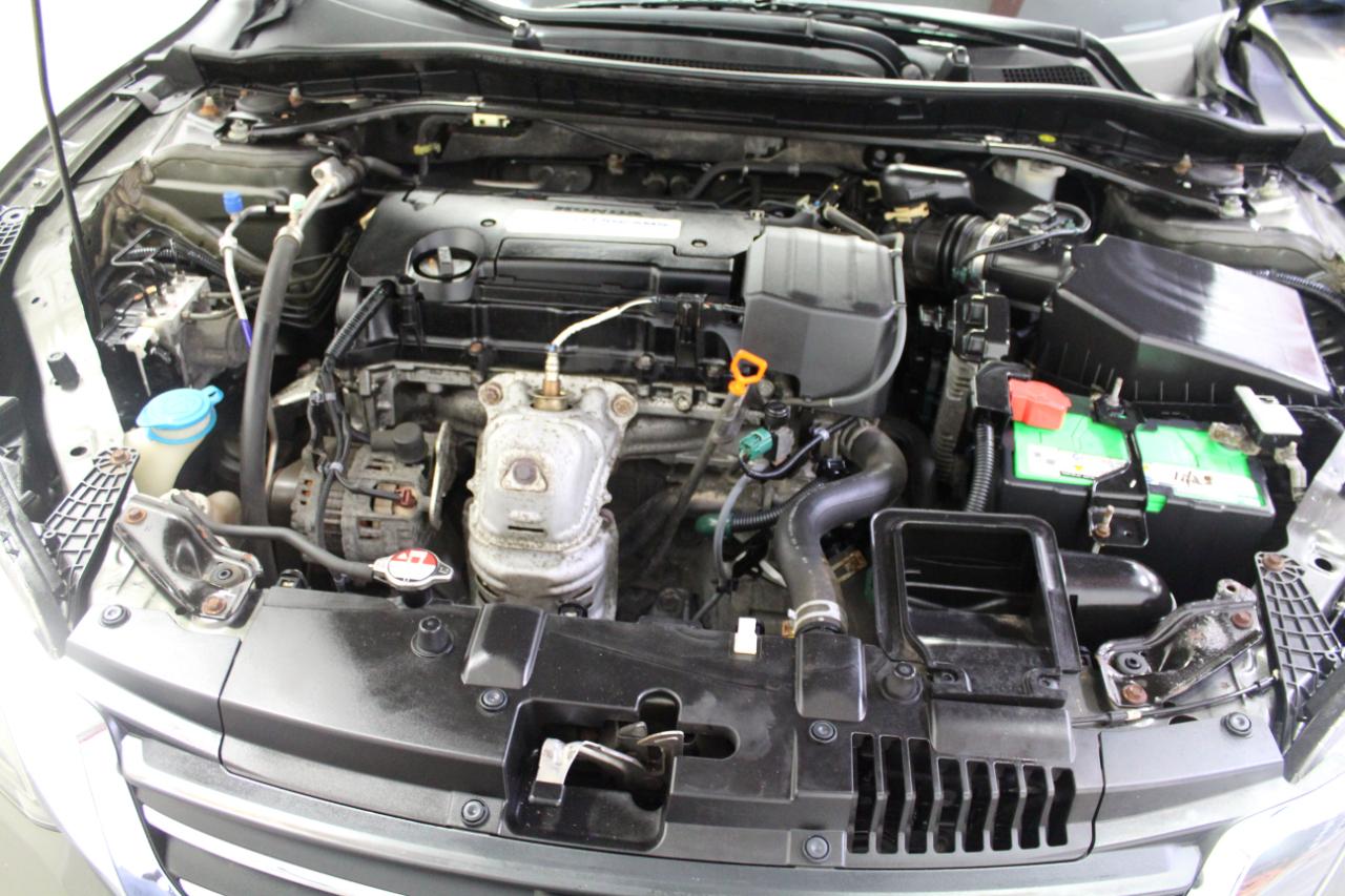 Honda Accord Sedan 4dr I4 CVT Sport 2015