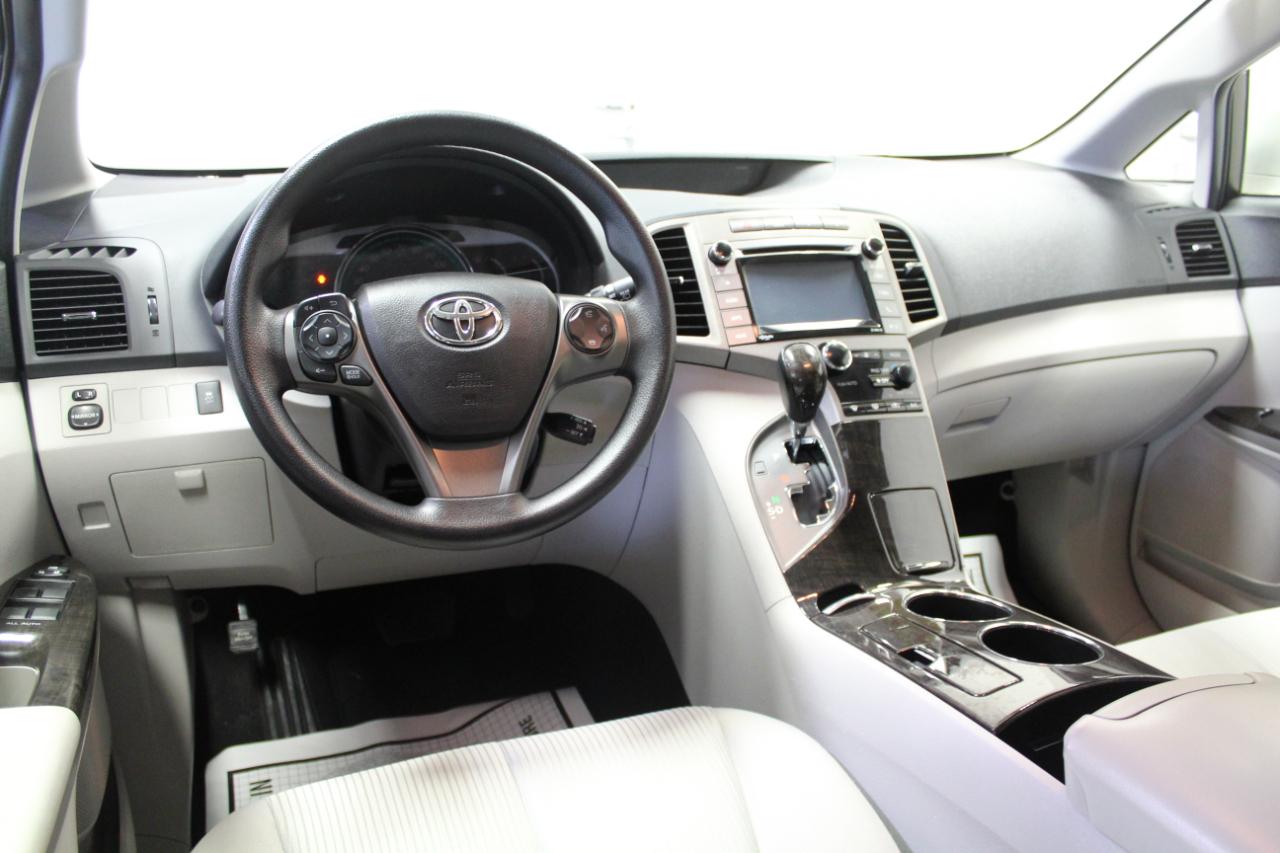 Toyota Venza 4dr Wgn I4 AWD XLE (Natl) 2015