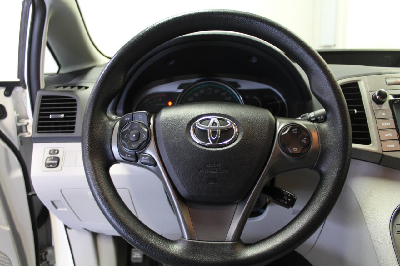 Toyota Venza 4dr Wgn I4 AWD XLE (Natl) 2015