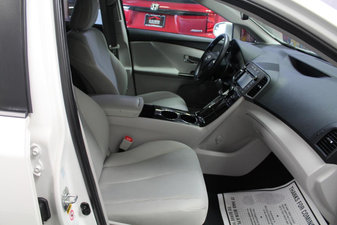 Toyota Venza 4dr Wgn I4 AWD XLE (Natl) 2015