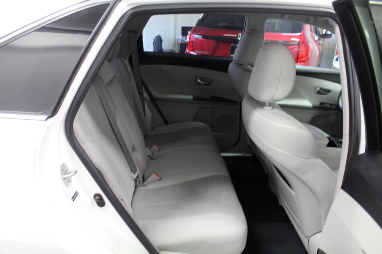 Toyota Venza 4dr Wgn I4 AWD XLE (Natl) 2015