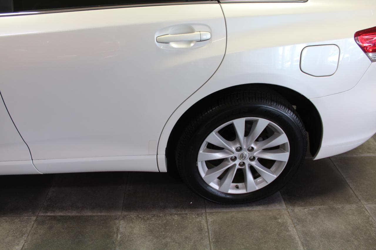 Toyota Venza 4dr Wgn I4 AWD XLE (Natl) 2015