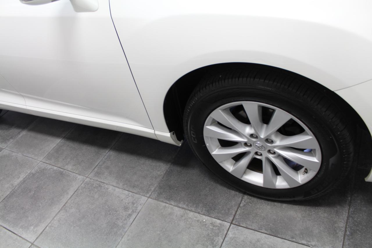 Toyota Venza 4dr Wgn I4 AWD XLE (Natl) 2015