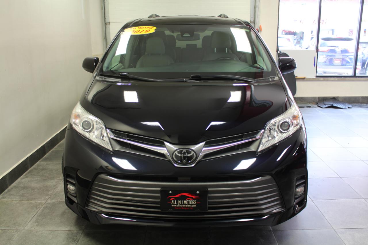 Toyota Sienna XLE AWD 7-Passenger (Natl) 2019