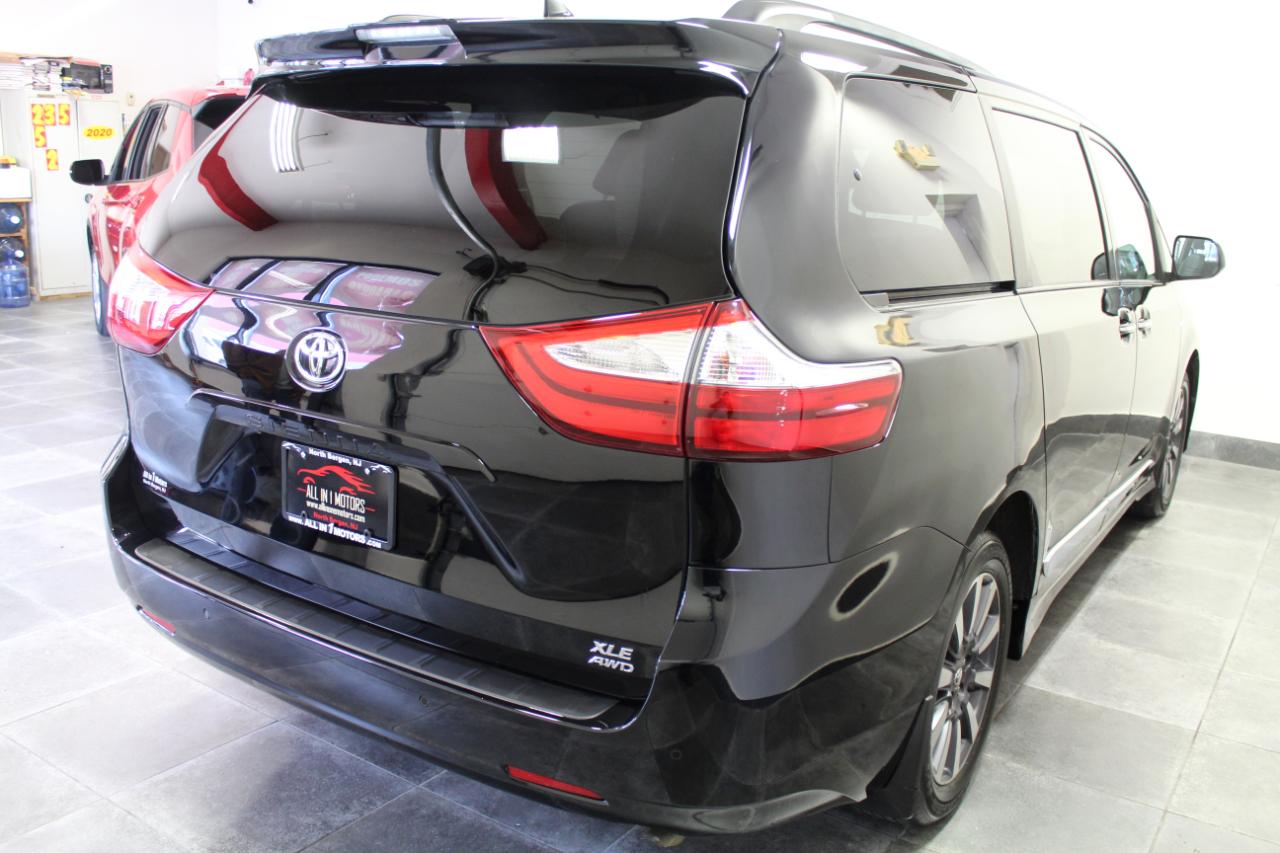 Toyota Sienna XLE AWD 7-Passenger (Natl) 2019