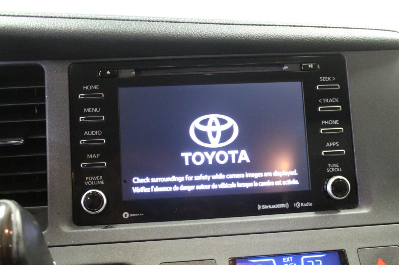 Toyota Sienna XLE AWD 7-Passenger (Natl) 2019