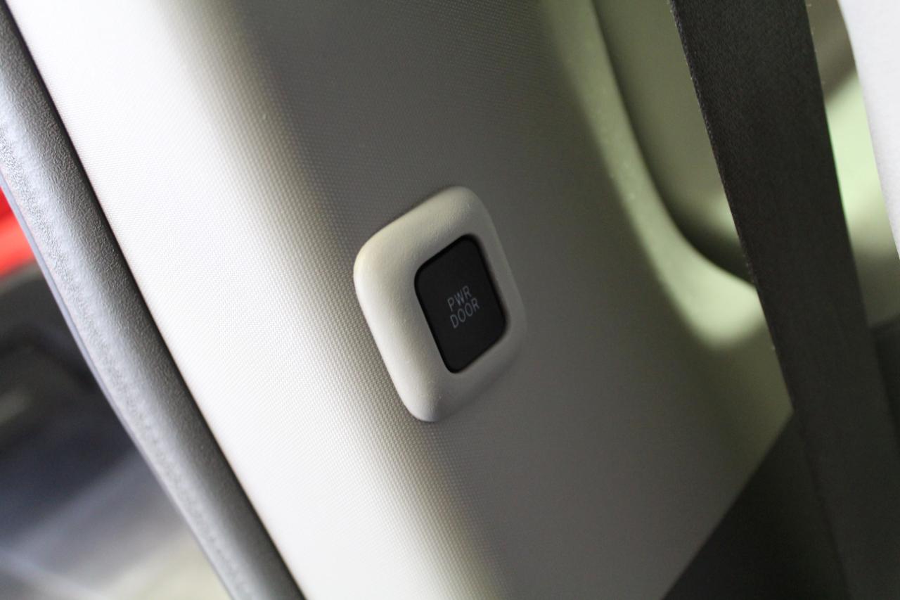 Toyota Sienna XLE AWD 7-Passenger (Natl) 2019