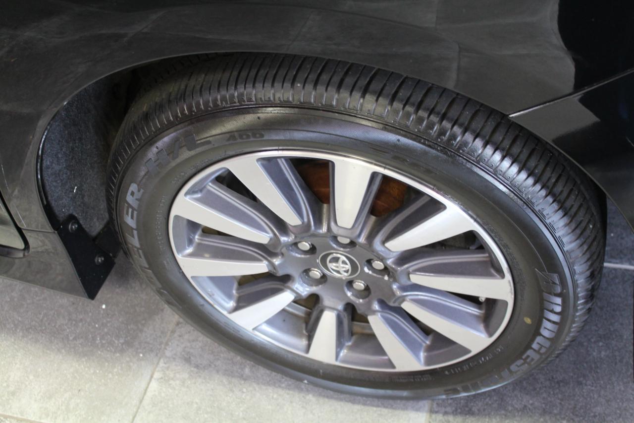 Toyota Sienna XLE AWD 7-Passenger (Natl) 2019
