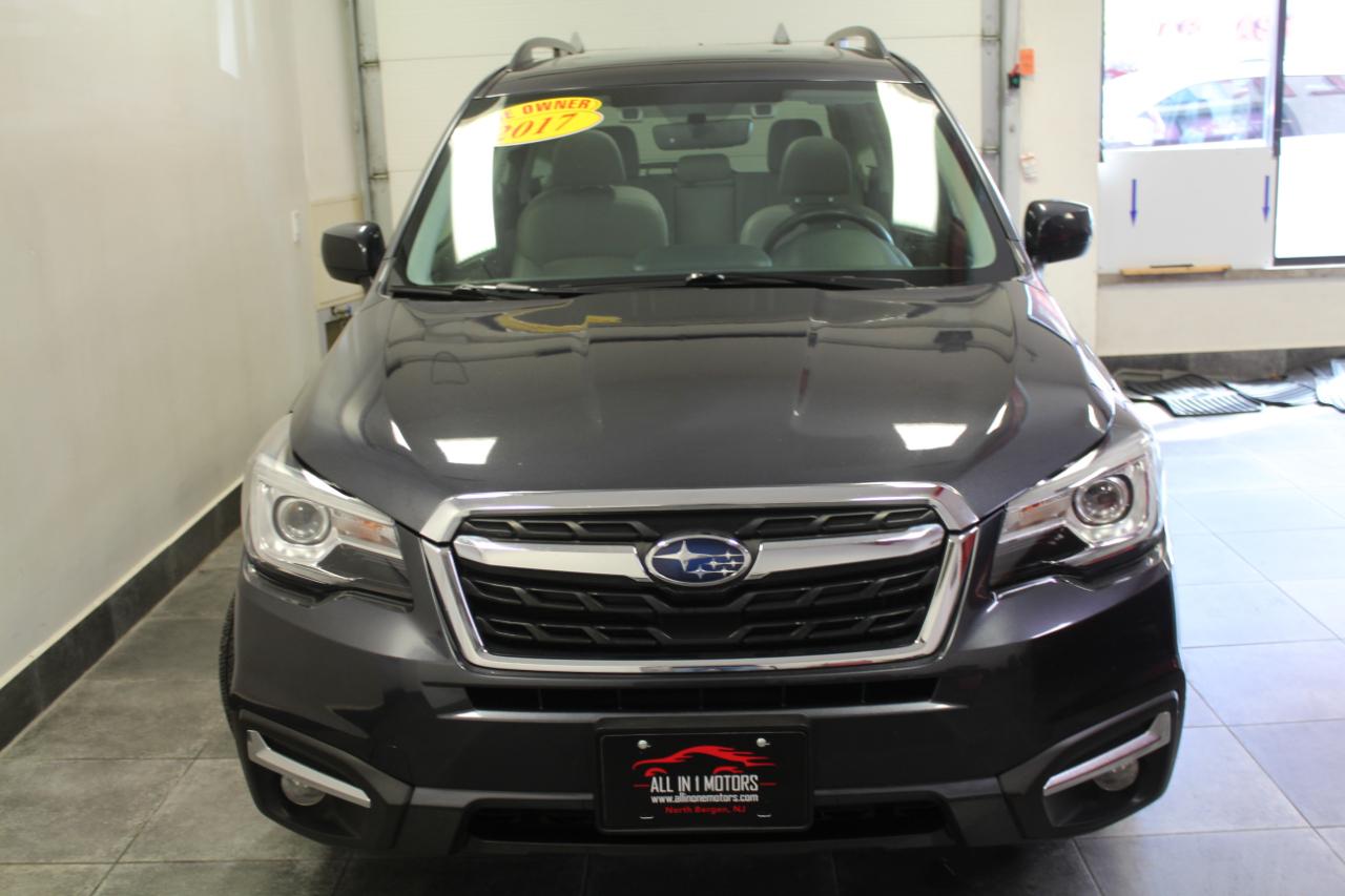 Subaru Forester 2.5i Limited CVT 2017