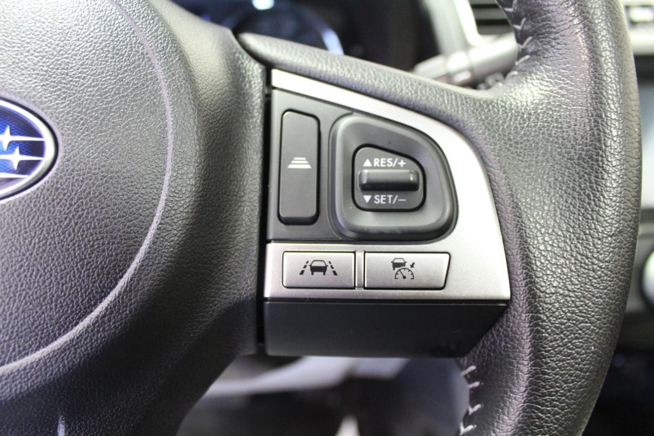 Subaru Forester 2.5i Limited CVT 2017