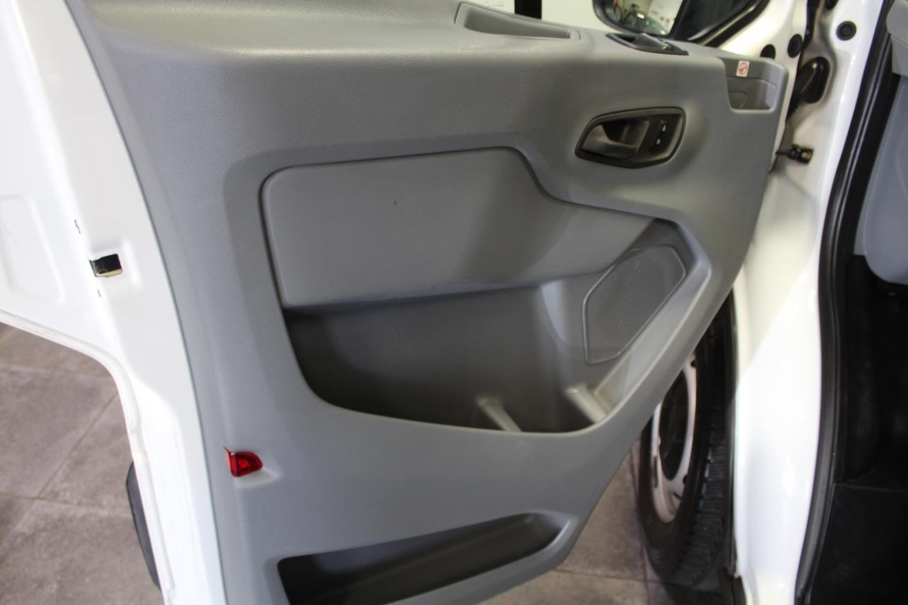 Ford Transit Van T-150 130" Low Rf 8600 GVWR Sliding RH Dr 2019